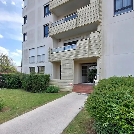 Apartamento 2 Bedroom Gorgeous In Royan