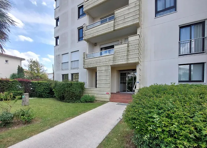 Appartement 2 Bedroom Gorgeous In Royan