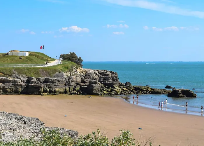 Appartement 2 Bedroom Gorgeous In Royan